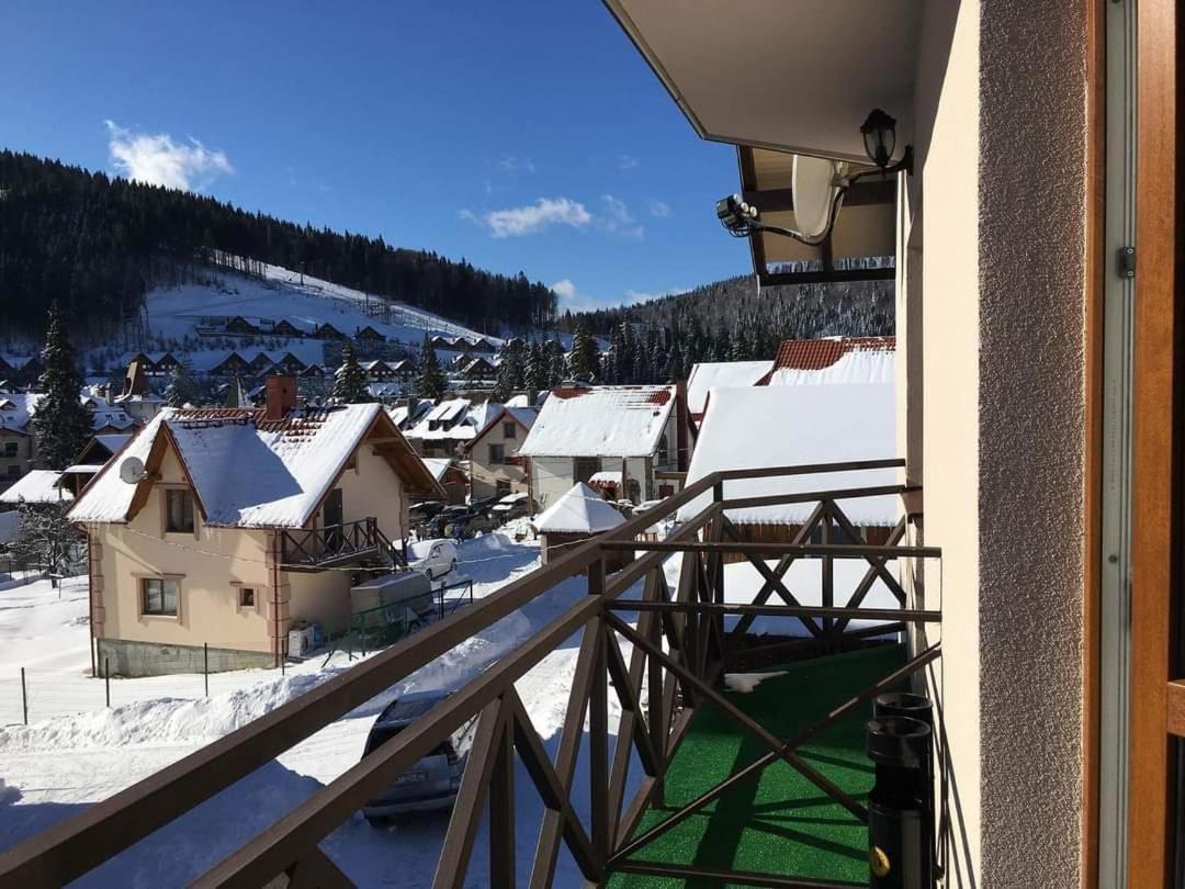 Guest House Mountain Bukovel Kültér fotó
